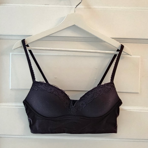 Victoria's Secret padded no wire bra 36B black - Picture 2 of 5